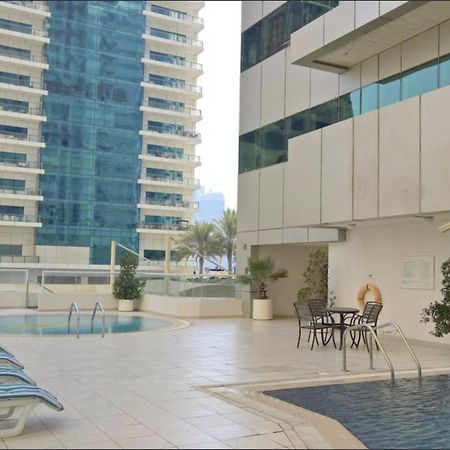 Next'House - Skyview Host Vandrerhjem Dubai Eksteriør bilde