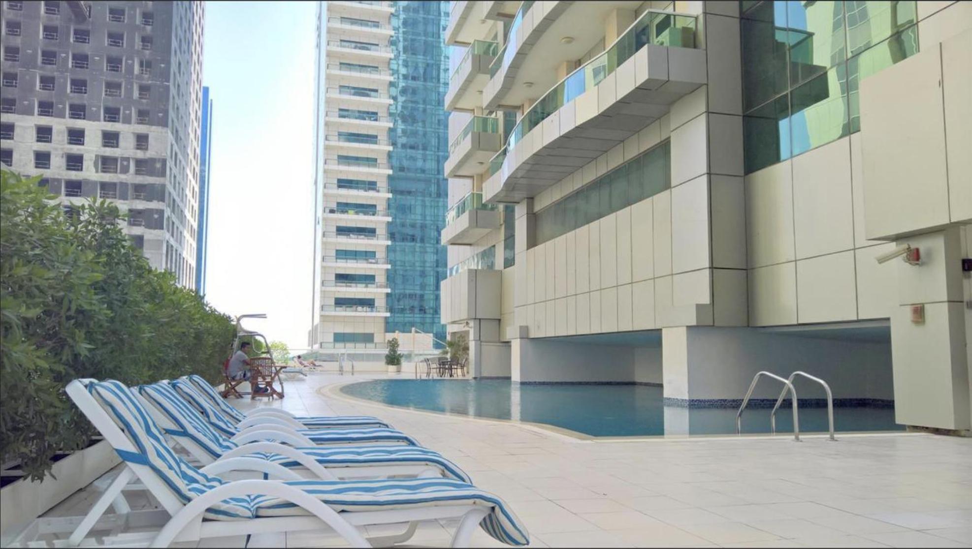 Next'House - Skyview Host Vandrerhjem Dubai Eksteriør bilde